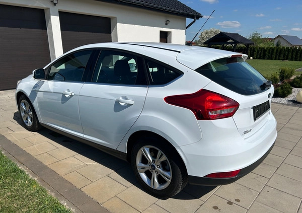 Ford Focus cena 32900 przebieg: 94000, rok produkcji 2015 z Oleśnica małe 79